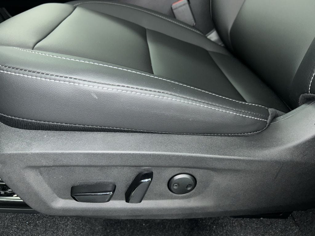 2025 Nissan Murano SL - Photo 18