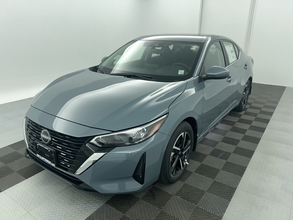 2025 Nissan Sentra SV's photo