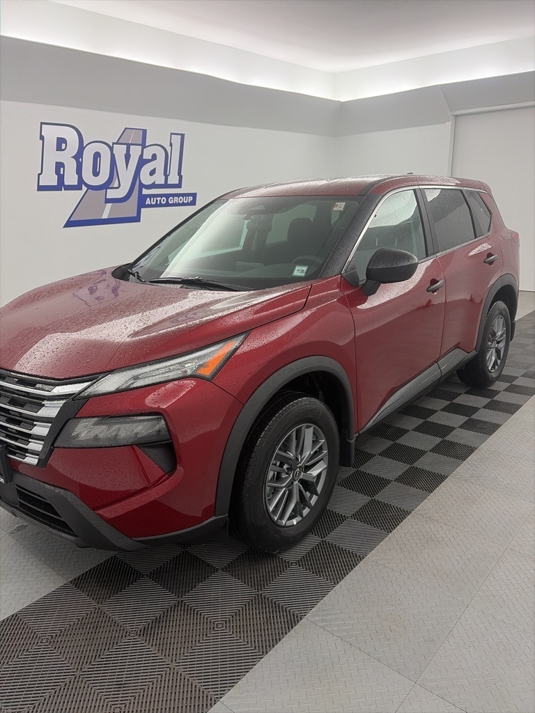 2026 Nissan Rogue S's photo