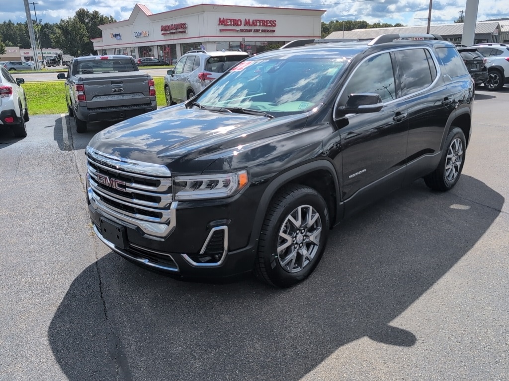 2022 GMC Acadia SLT