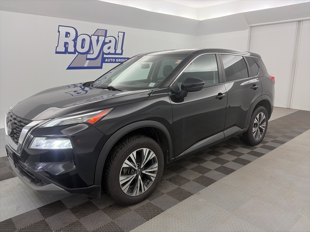 2023 Nissan Rogue SV's photo