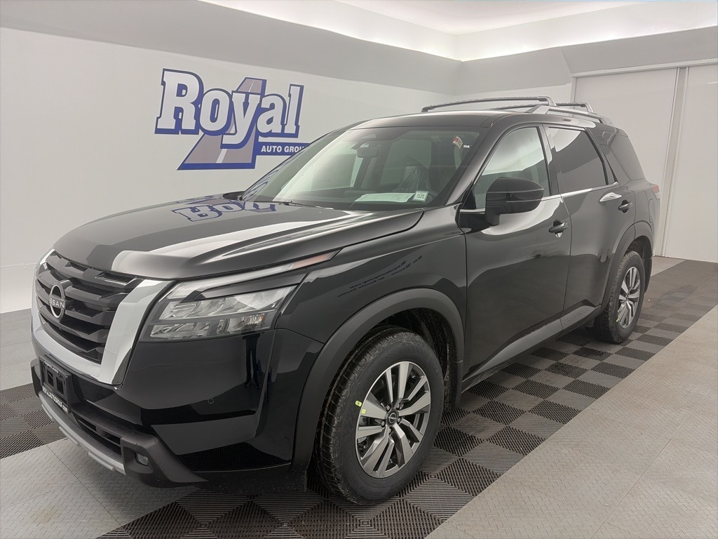 New 2025 Nissan Pathfinder SL SUV