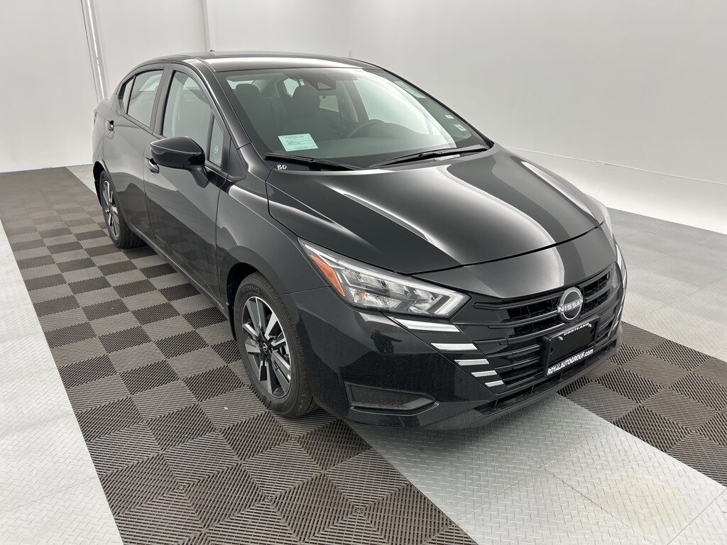 New 2025 Nissan Versa 1.6 SV Sedan