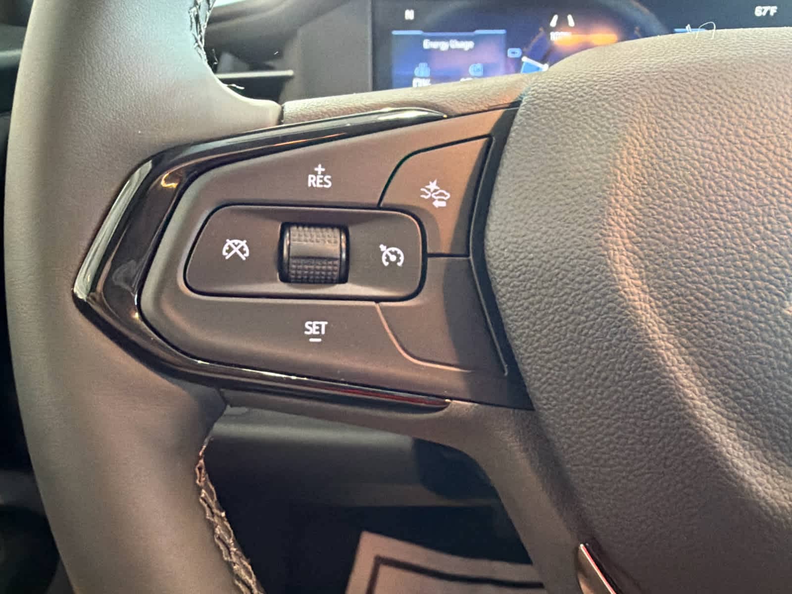 2027 Chevrolet Bolt RS - Photo 16