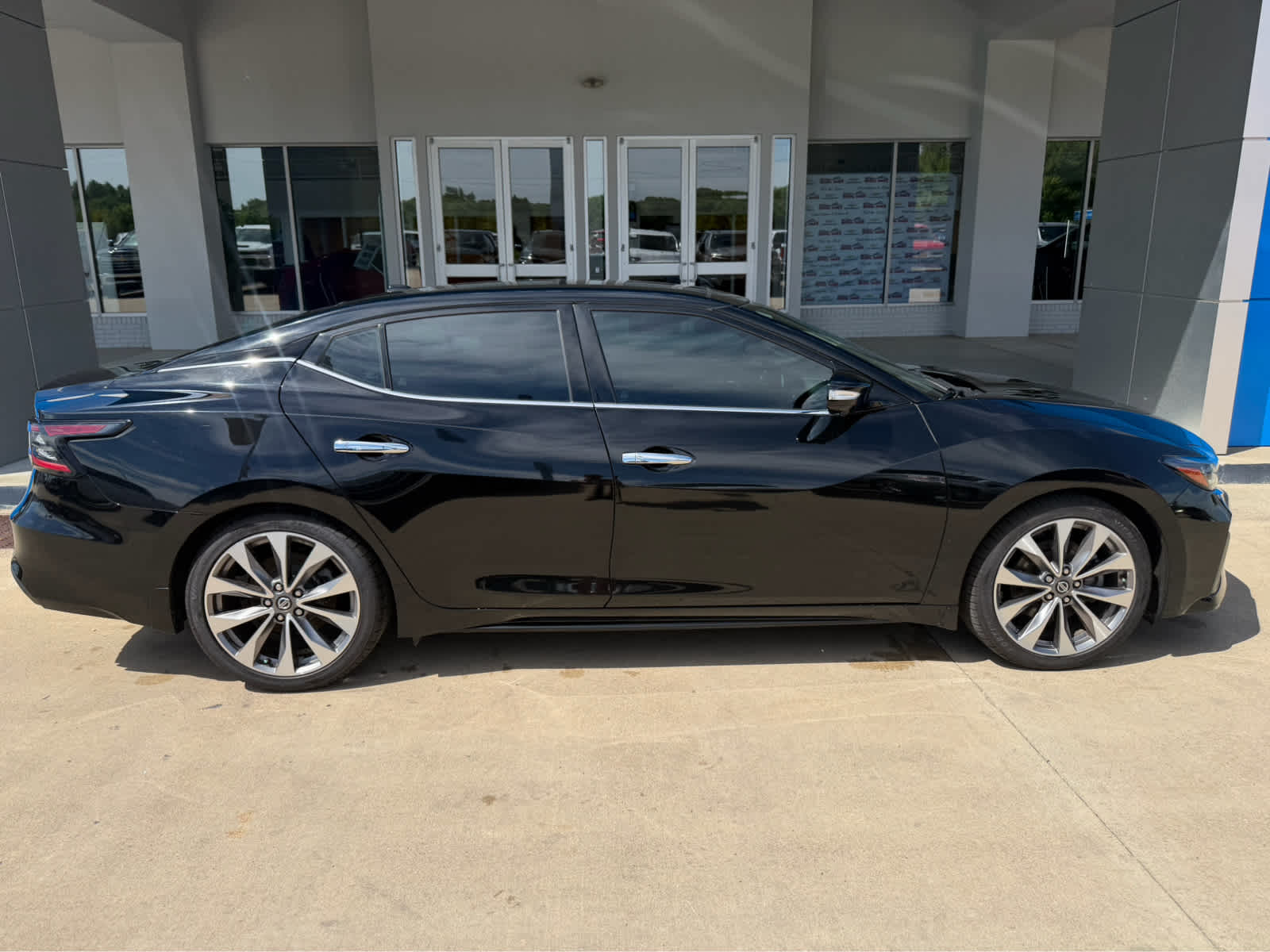 2022 Nissan Maxima Platinum - Photo 10
