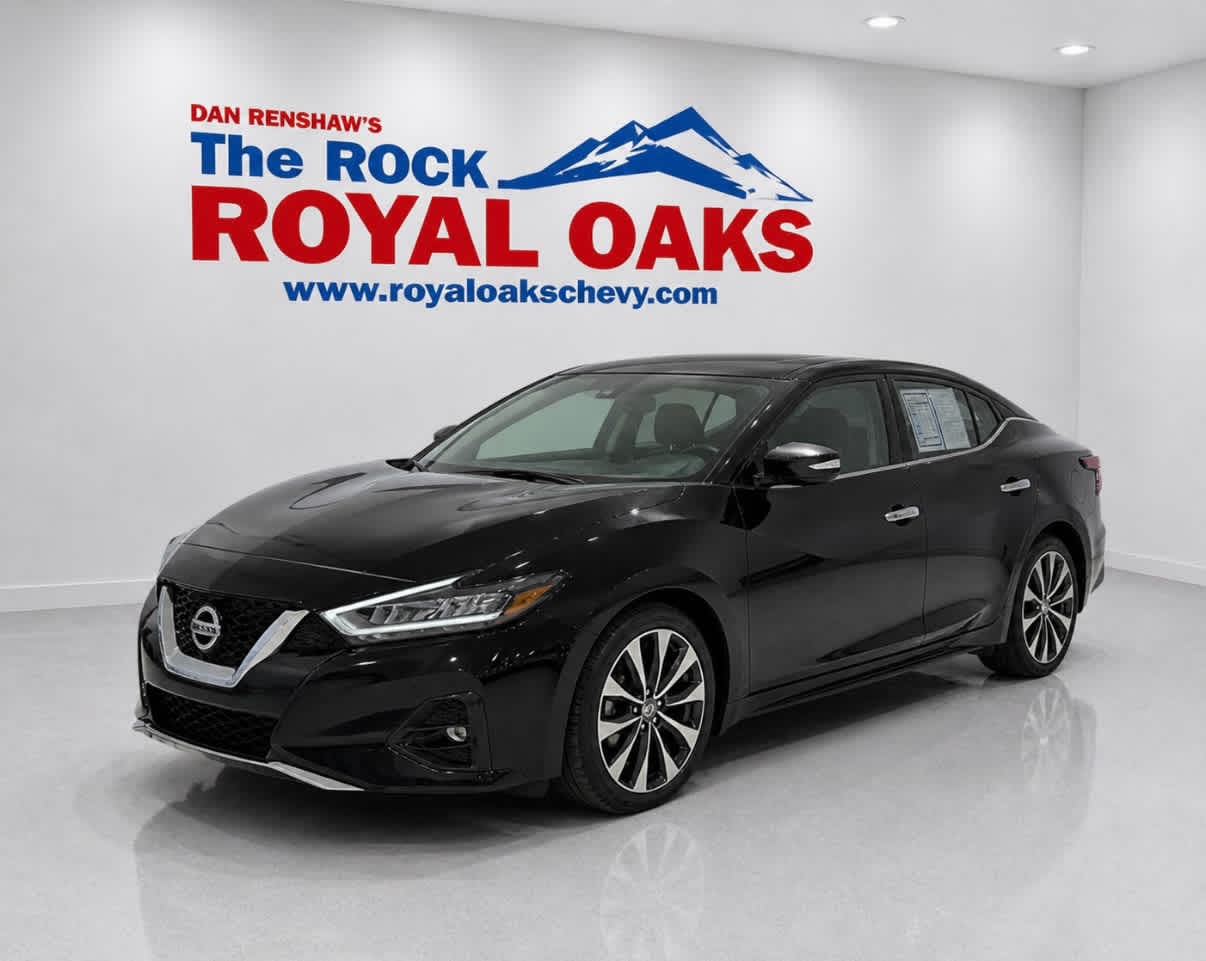 2022 Nissan Maxima Platinum's photo