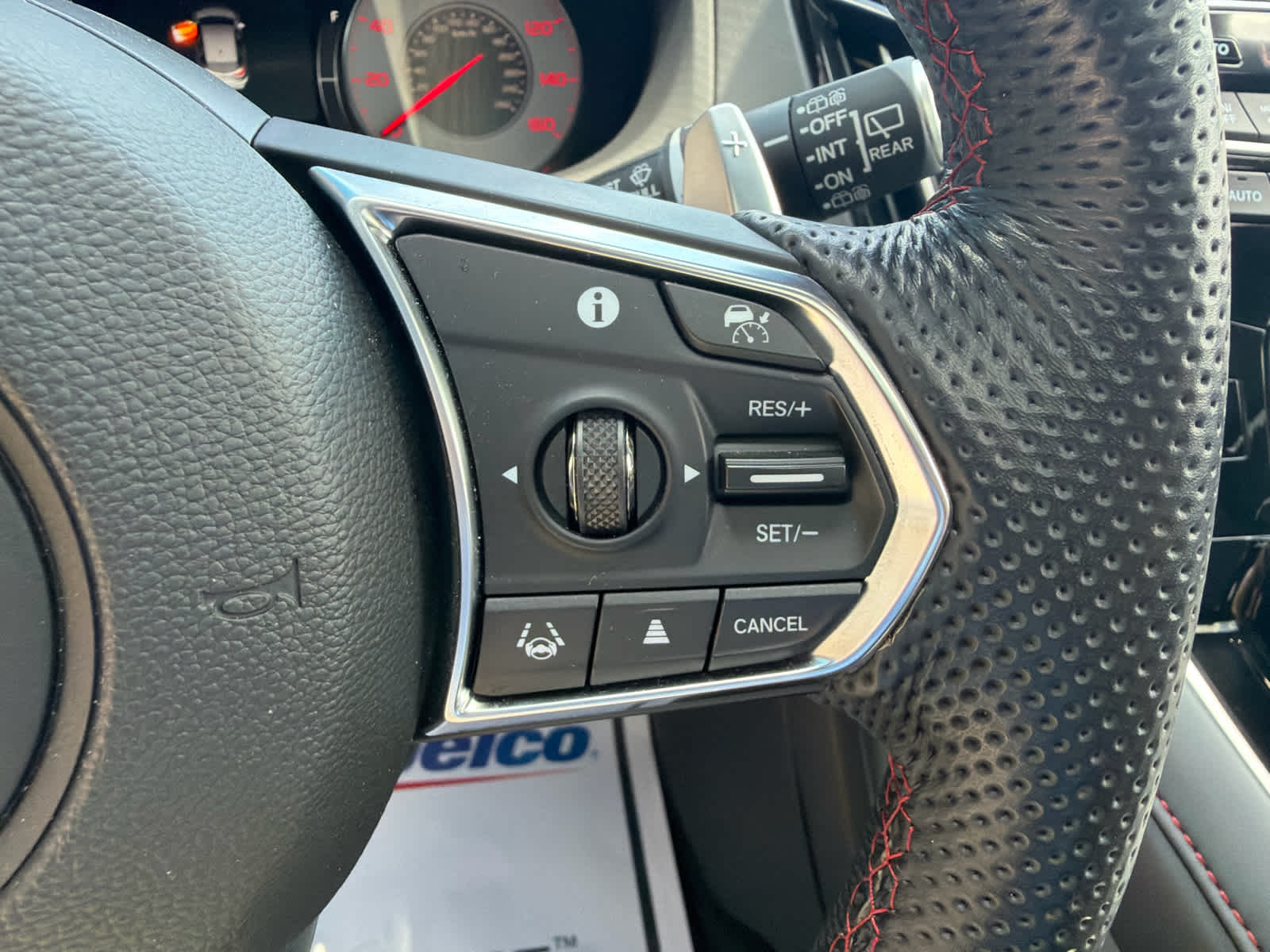 2025 Acura RDX A-Spec Package - Photo 17