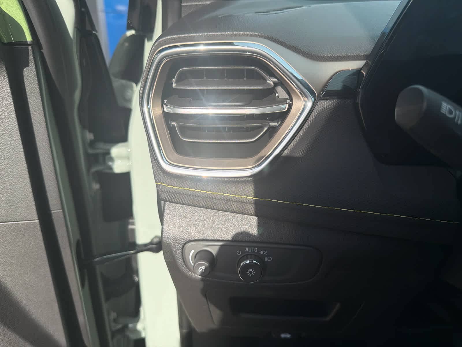 2026 Chevrolet Trailblazer Activ - Photo 22