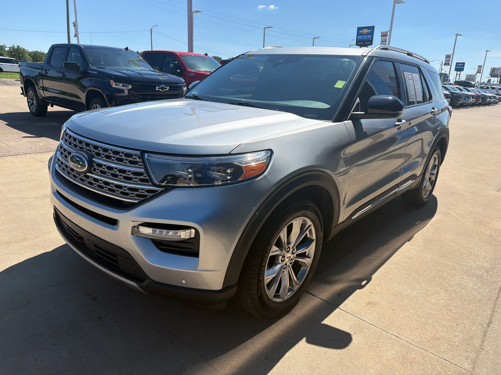 2024 Ford Explorer Limited 4WD's photo