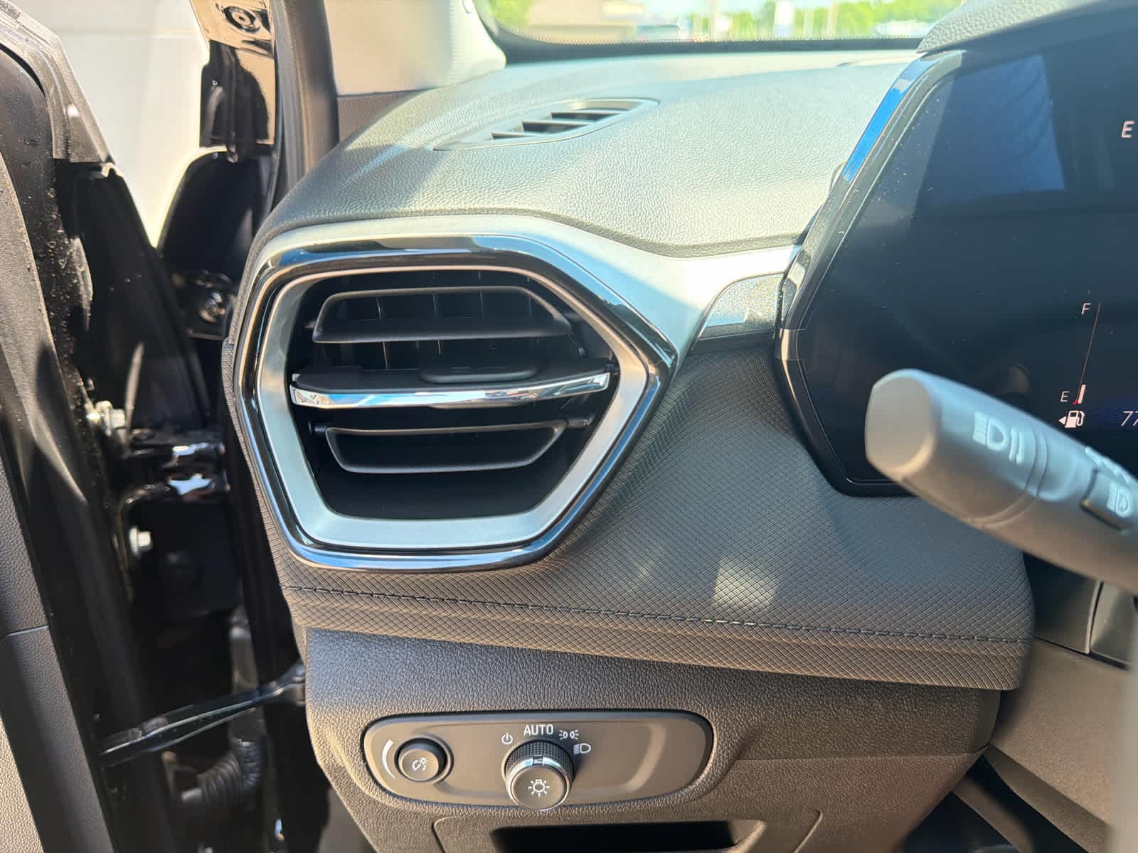 2026 Chevrolet Trailblazer LS - Photo 22