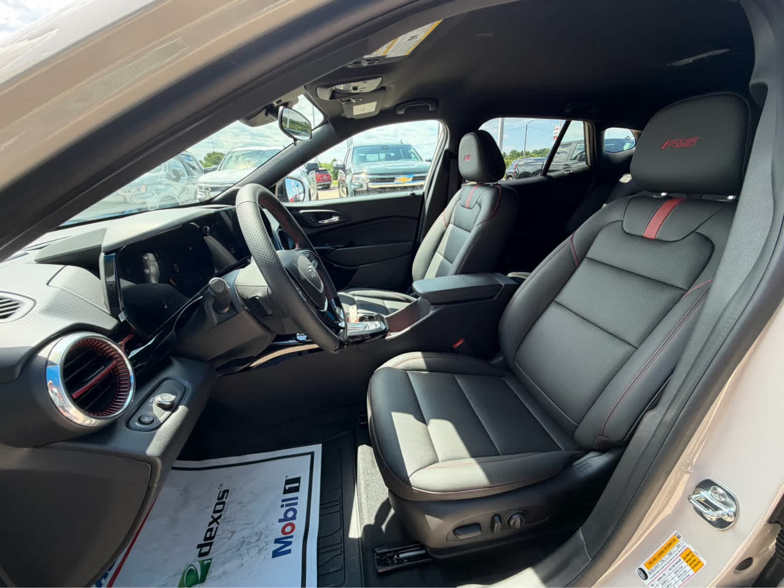 2026 Chevrolet Trax RS - Photo 16