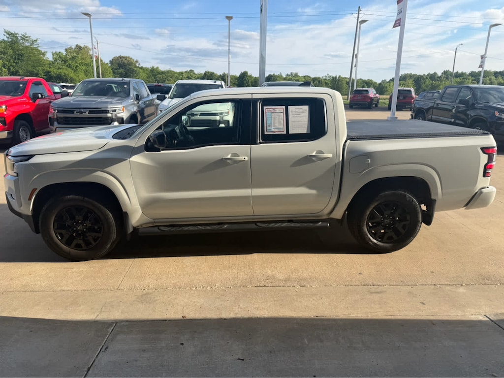 Used 2023 Nissan Frontier SV Crew Cab 4x2 Auto