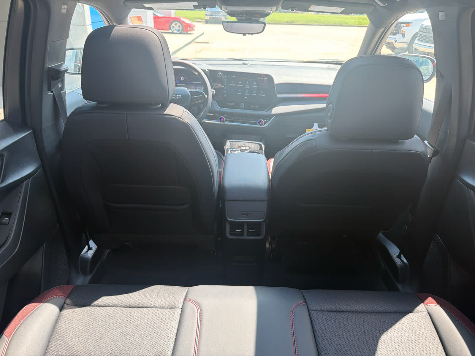 2027 Chevrolet Equinox RS - Photo 30