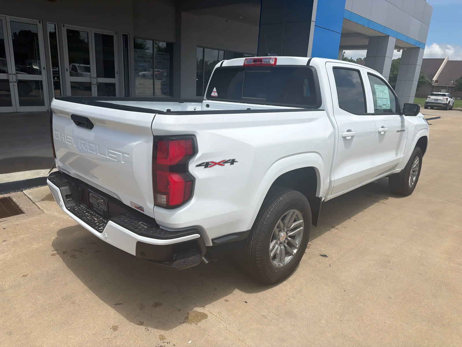 2026 Chevrolet Colorado LT - Photo 7