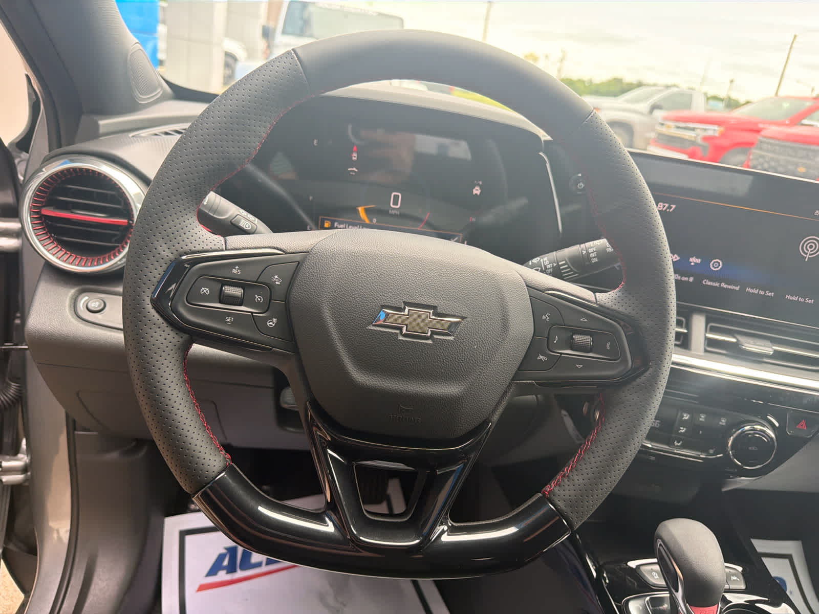 2026 Chevrolet Trax RS - Photo 15