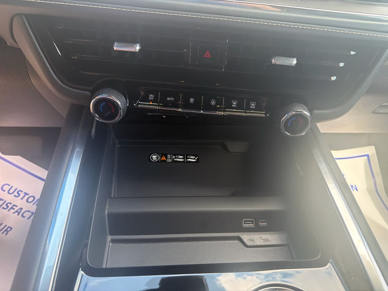 2026 Chevrolet Tahoe Premier - Photo 18