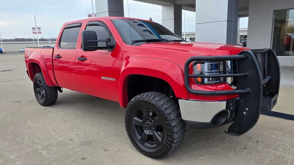 Used 2011 GMC Sierra 1500 SLE 4WD Crew Cab 143.5 4WD Crew Cab 143.5