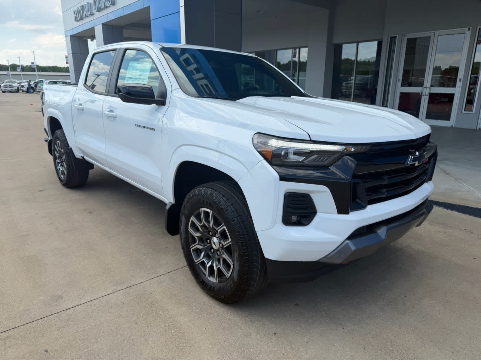 2026 Chevrolet Colorado Z71 - Photo 12