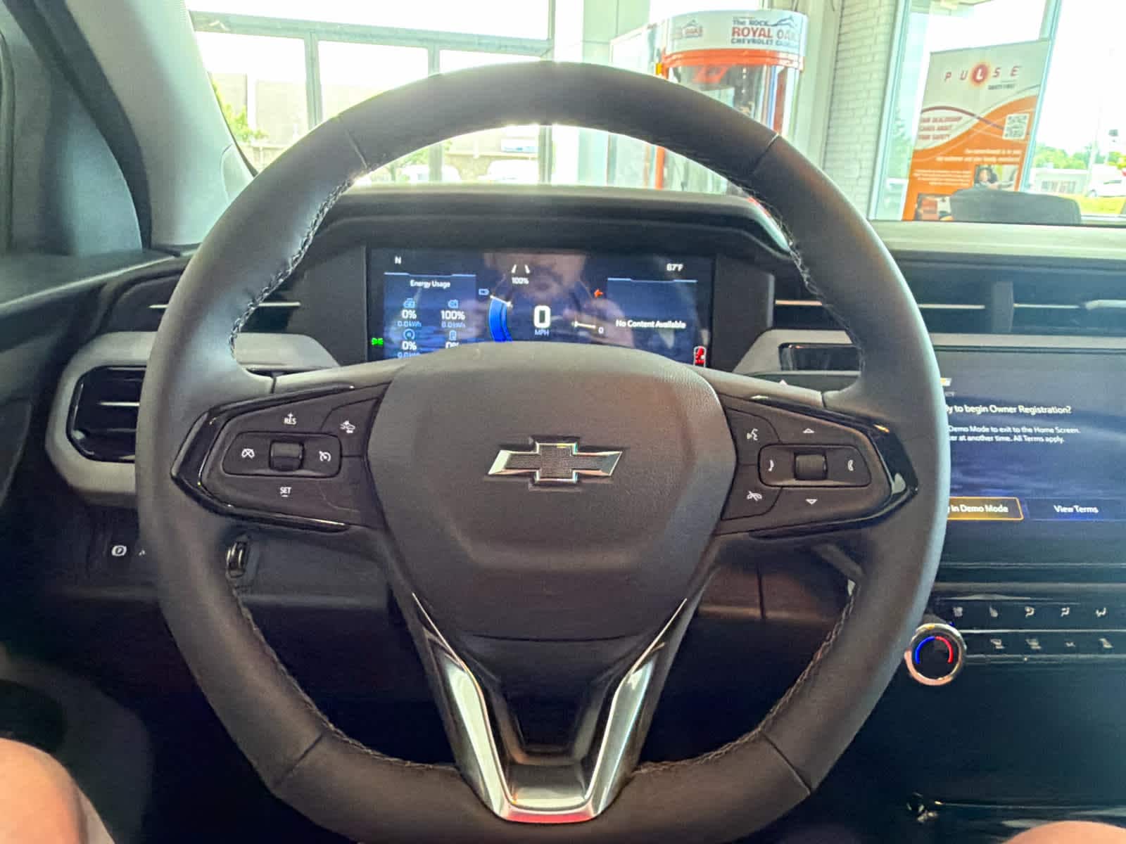2027 Chevrolet Bolt RS - Photo 15