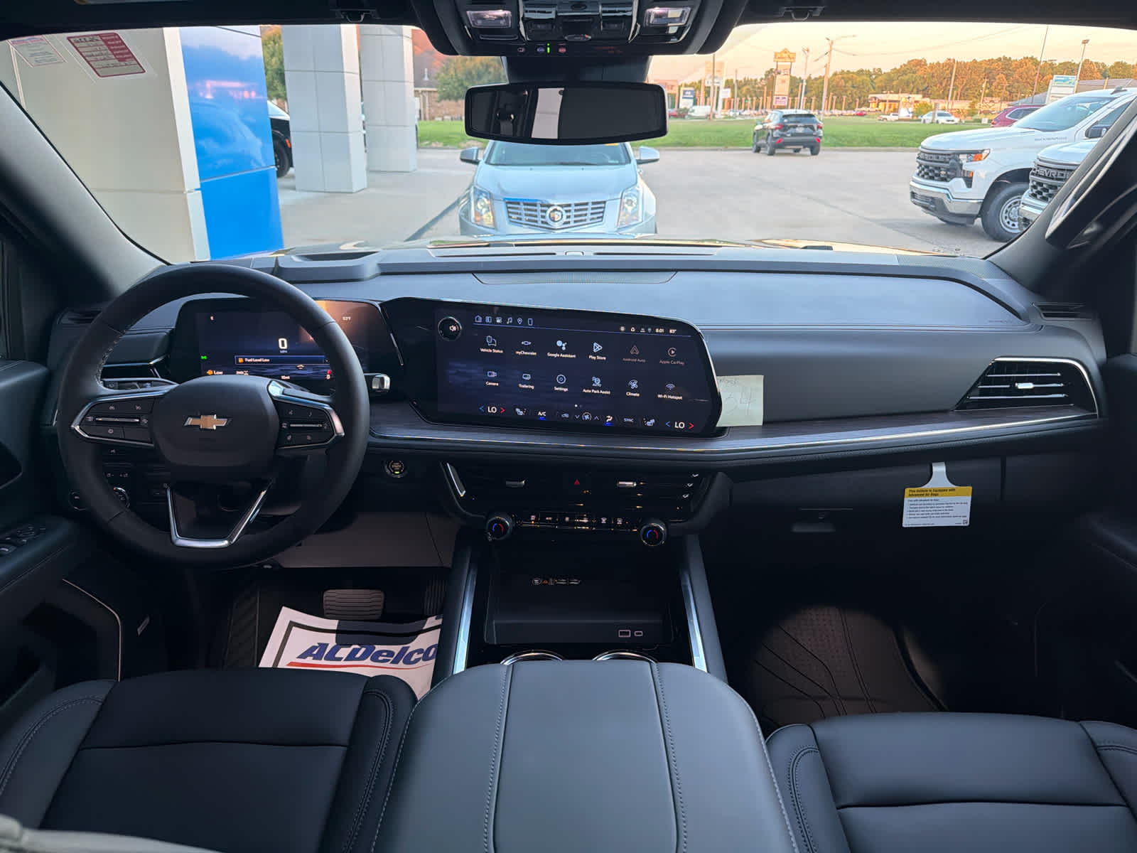 2026 Chevrolet Suburban LT - Photo 28