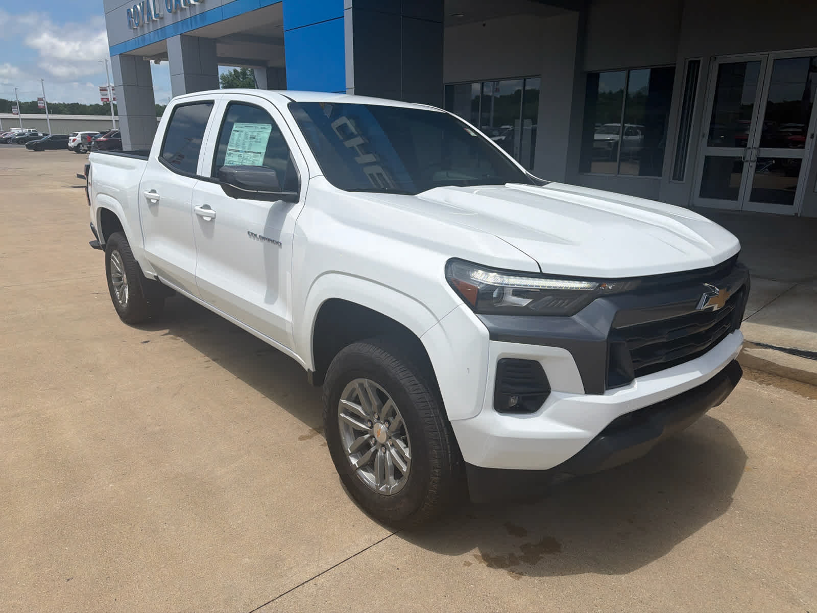 2026 Chevrolet Colorado LT - Photo 9