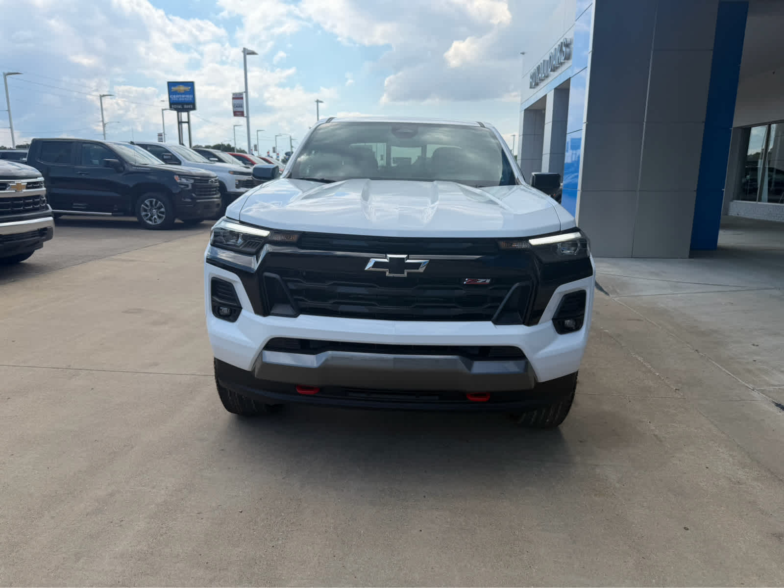 2026 Chevrolet Colorado Z71 - Photo 13