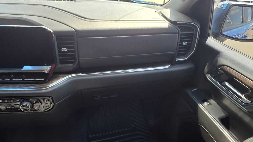 2024 Chevrolet Silverado 1500 LT - Photo 21