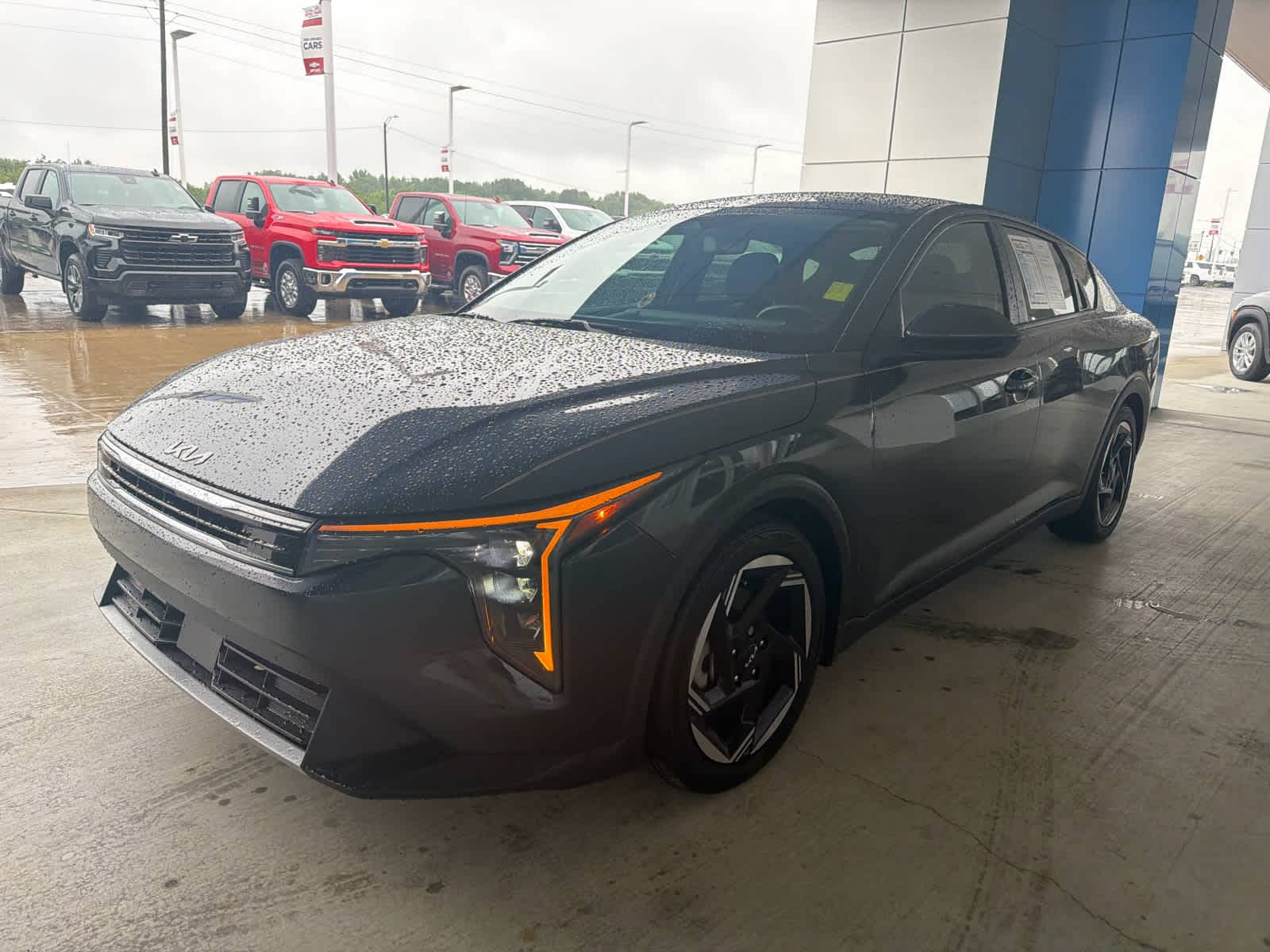 2025 Kia K4 EX AT's photo