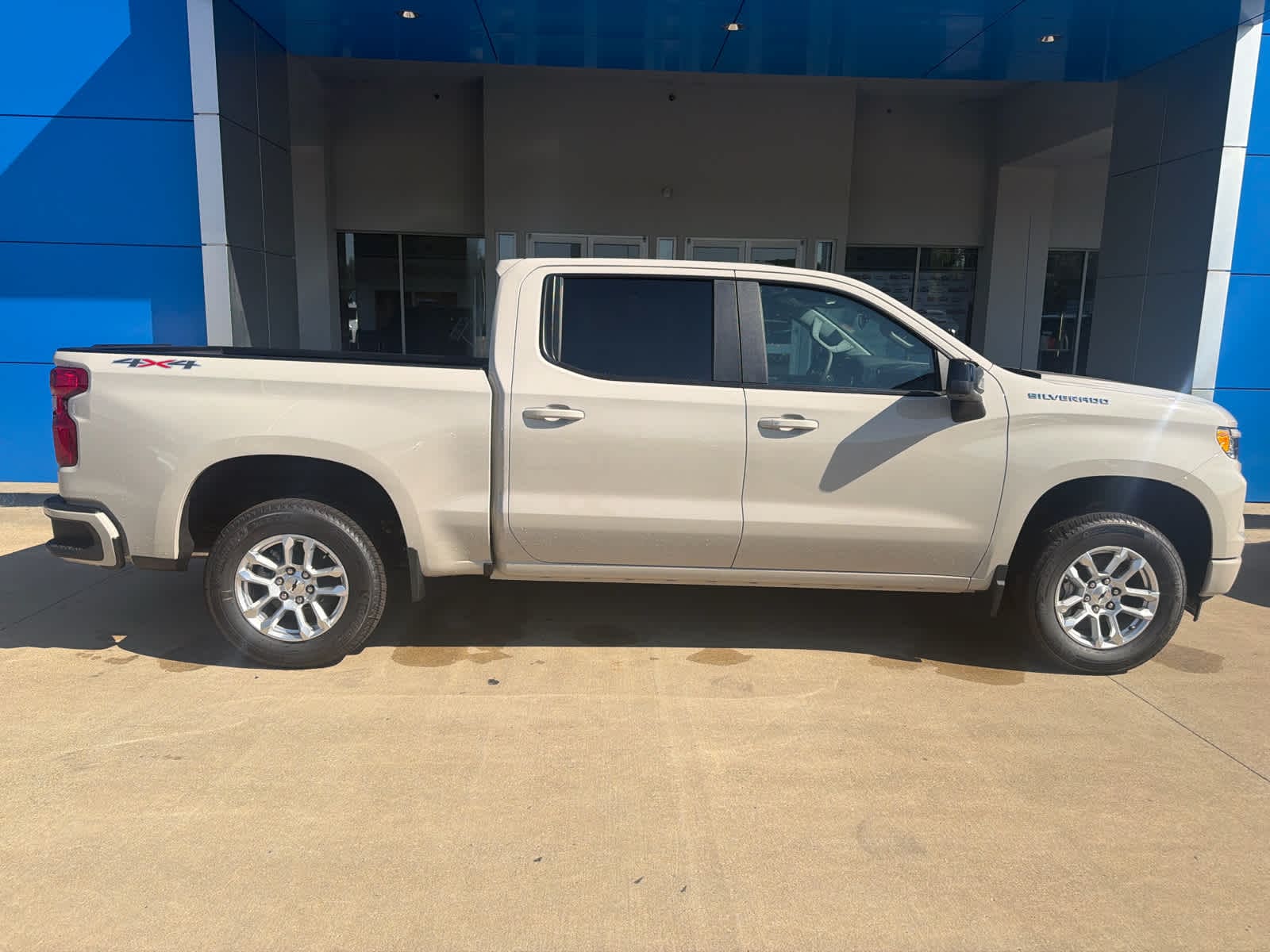 2026 Chevrolet Silverado 1500 RST - Photo 7