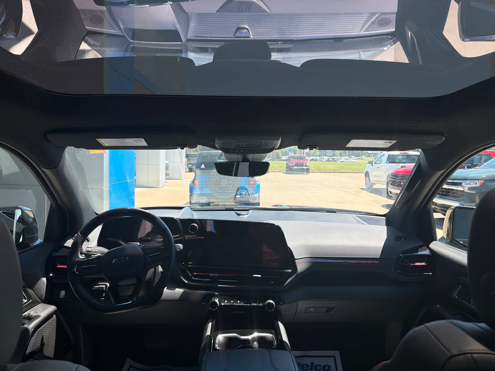 2025 Chevrolet Silverado EV RST - Photo 26