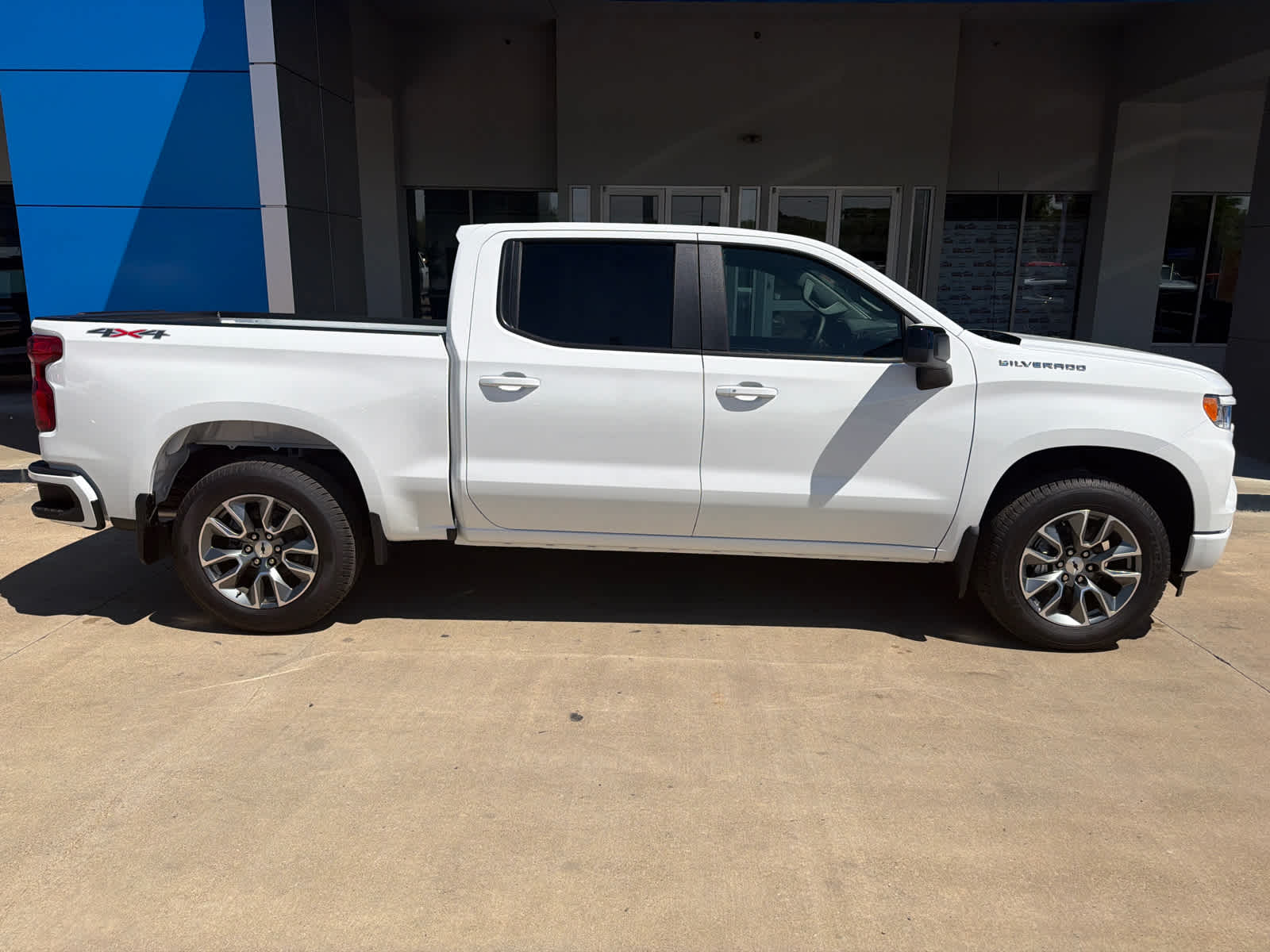 2026 Chevrolet Silverado 1500 RST - Photo 8