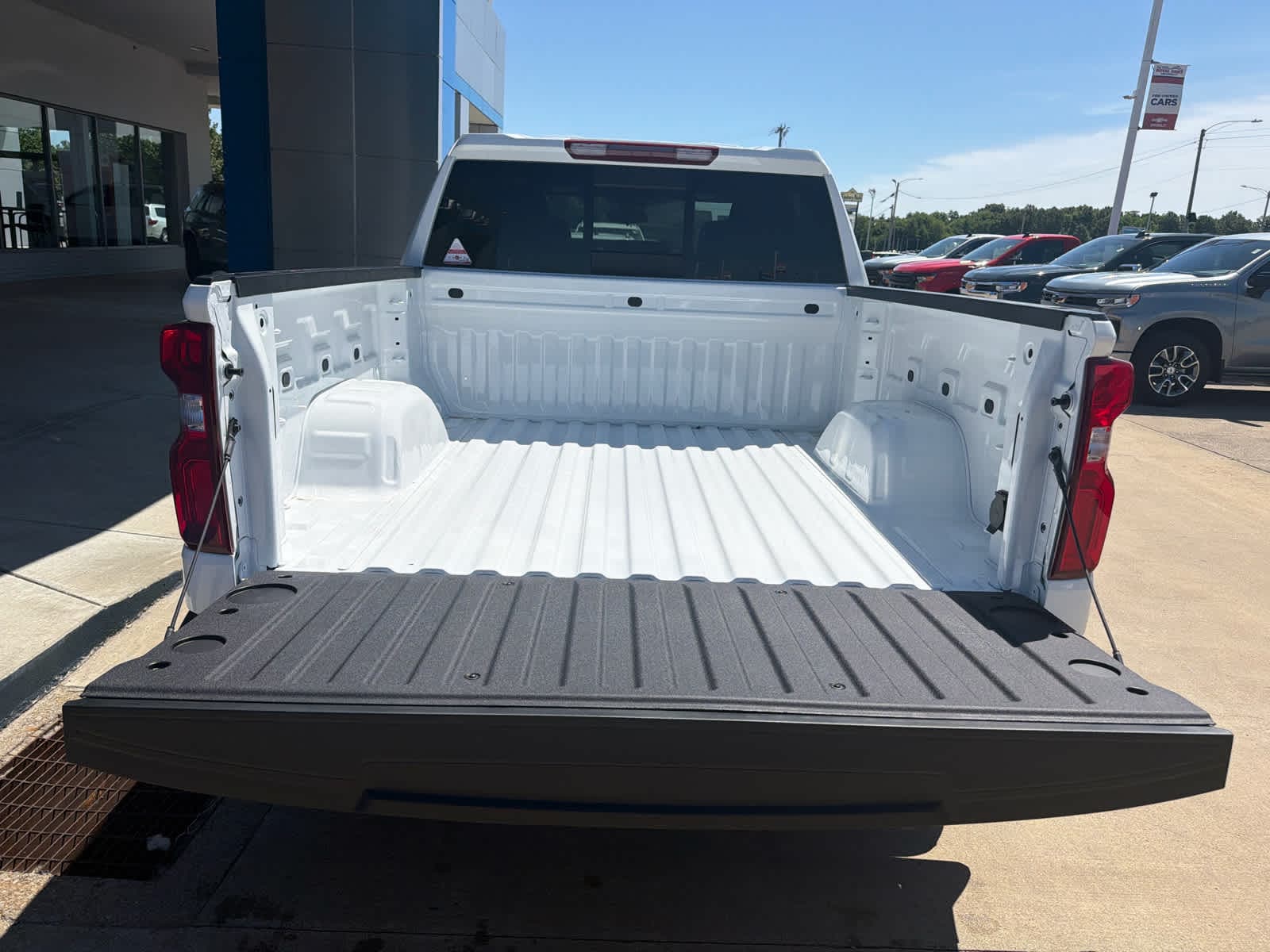 2026 Chevrolet Silverado 1500 RST - Photo 6