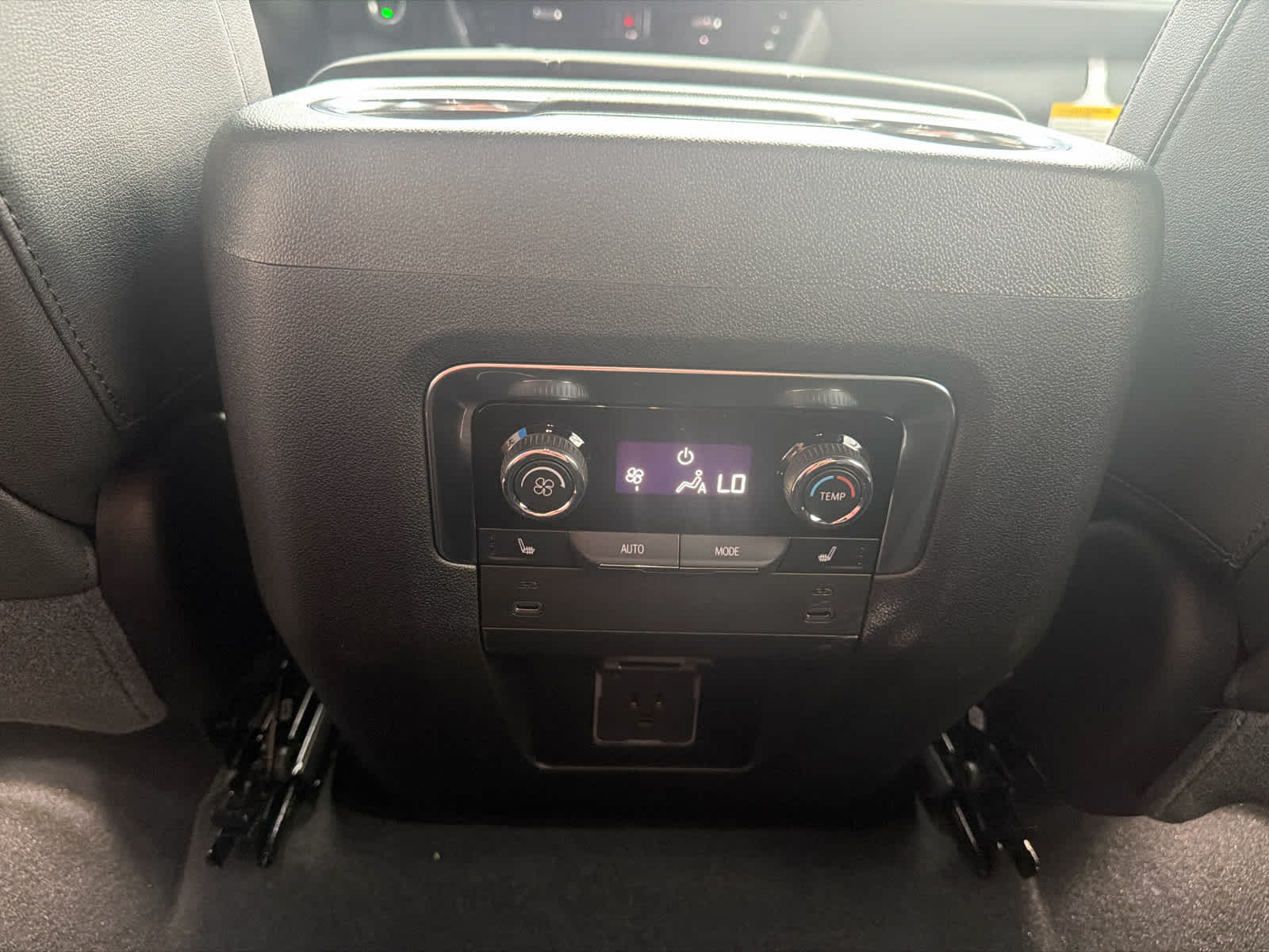 2026 Chevrolet Tahoe LT - Photo 25