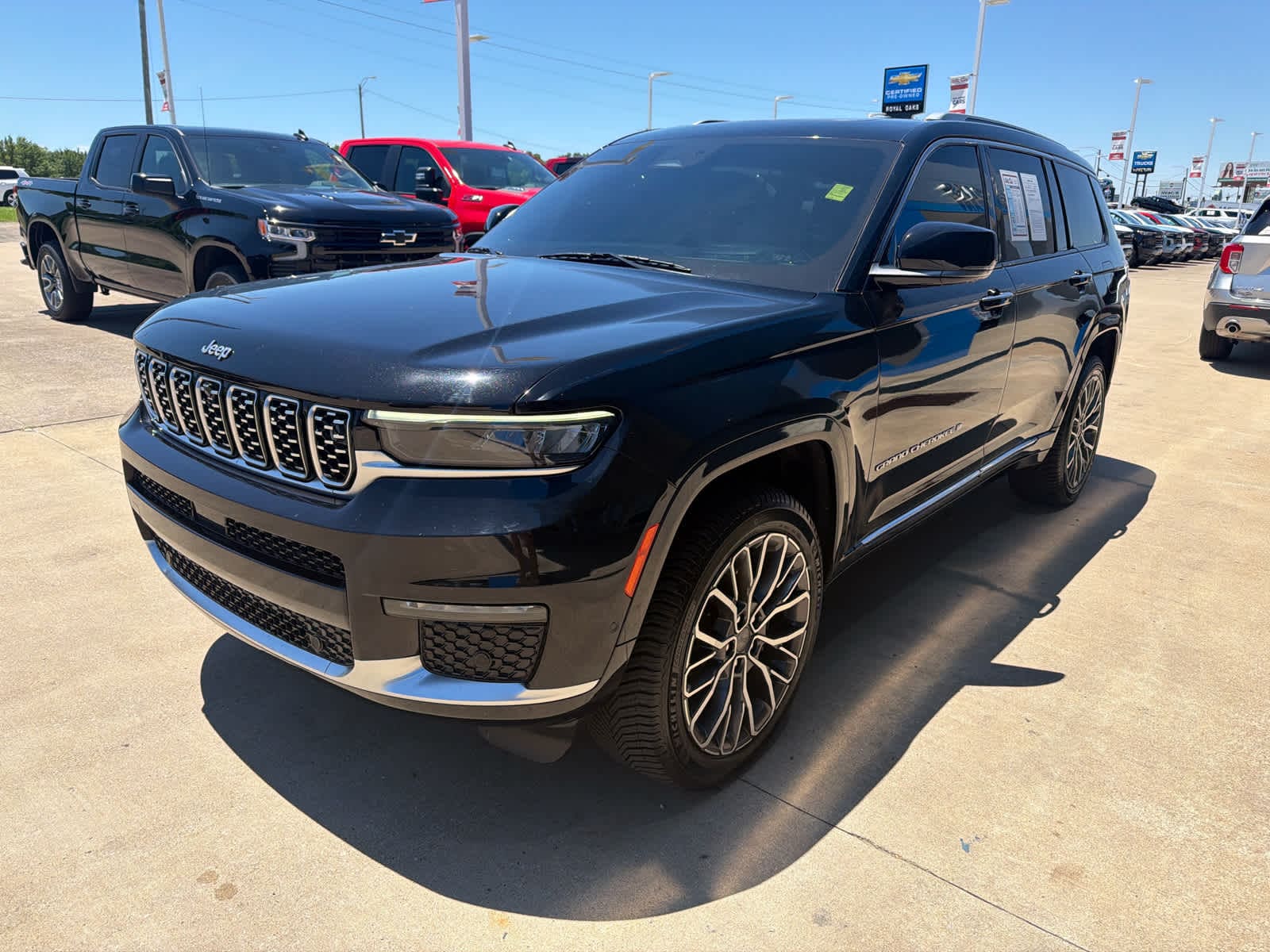 2022 Jeep Grand Cherokee L Summit Reserve 4x4's photo