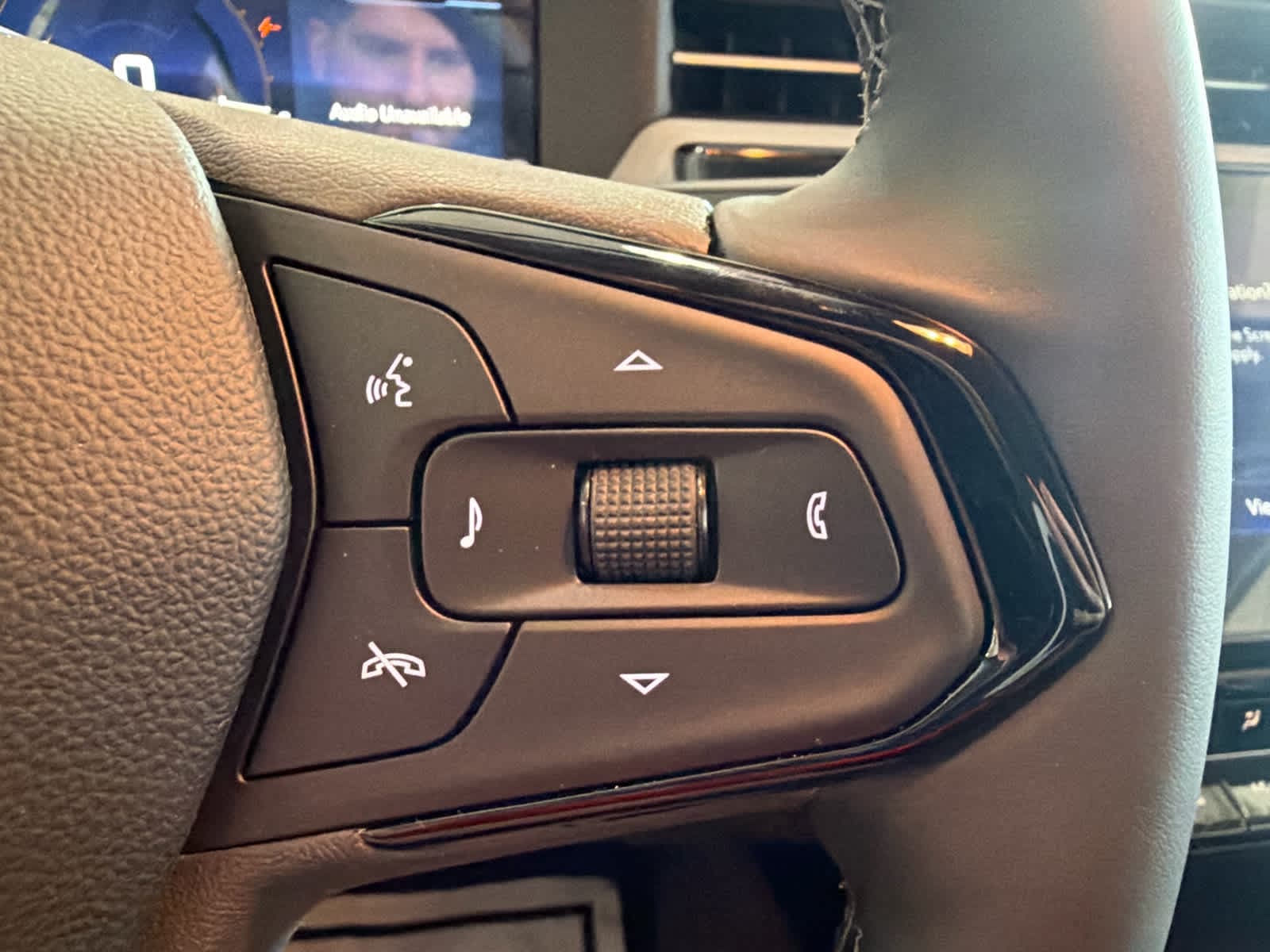 2027 Chevrolet Bolt RS - Photo 17