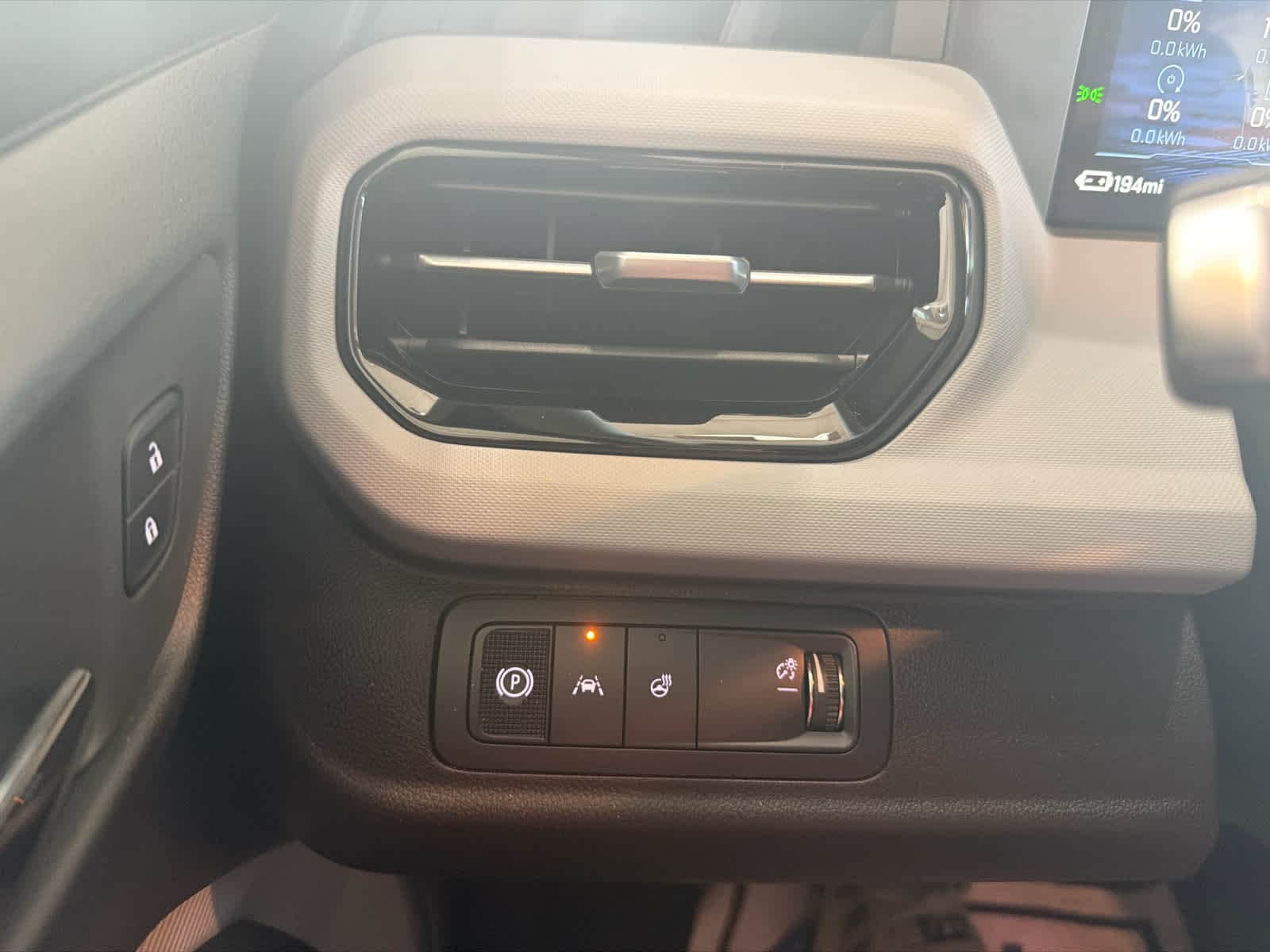 2027 Chevrolet Bolt RS - Photo 23