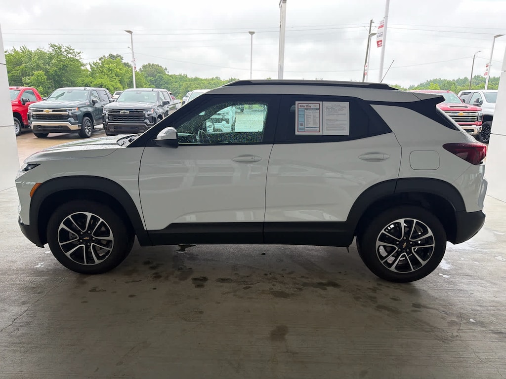 Used 2024 Chevrolet Trailblazer LT SUV