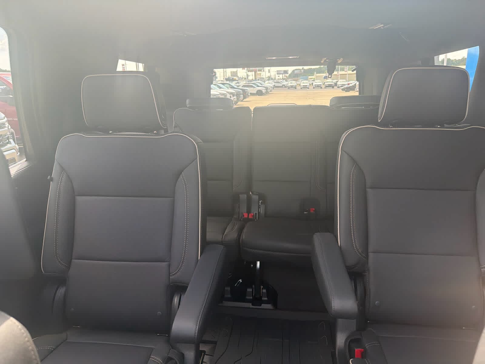 2026 Chevrolet Tahoe Premier - Photo 25