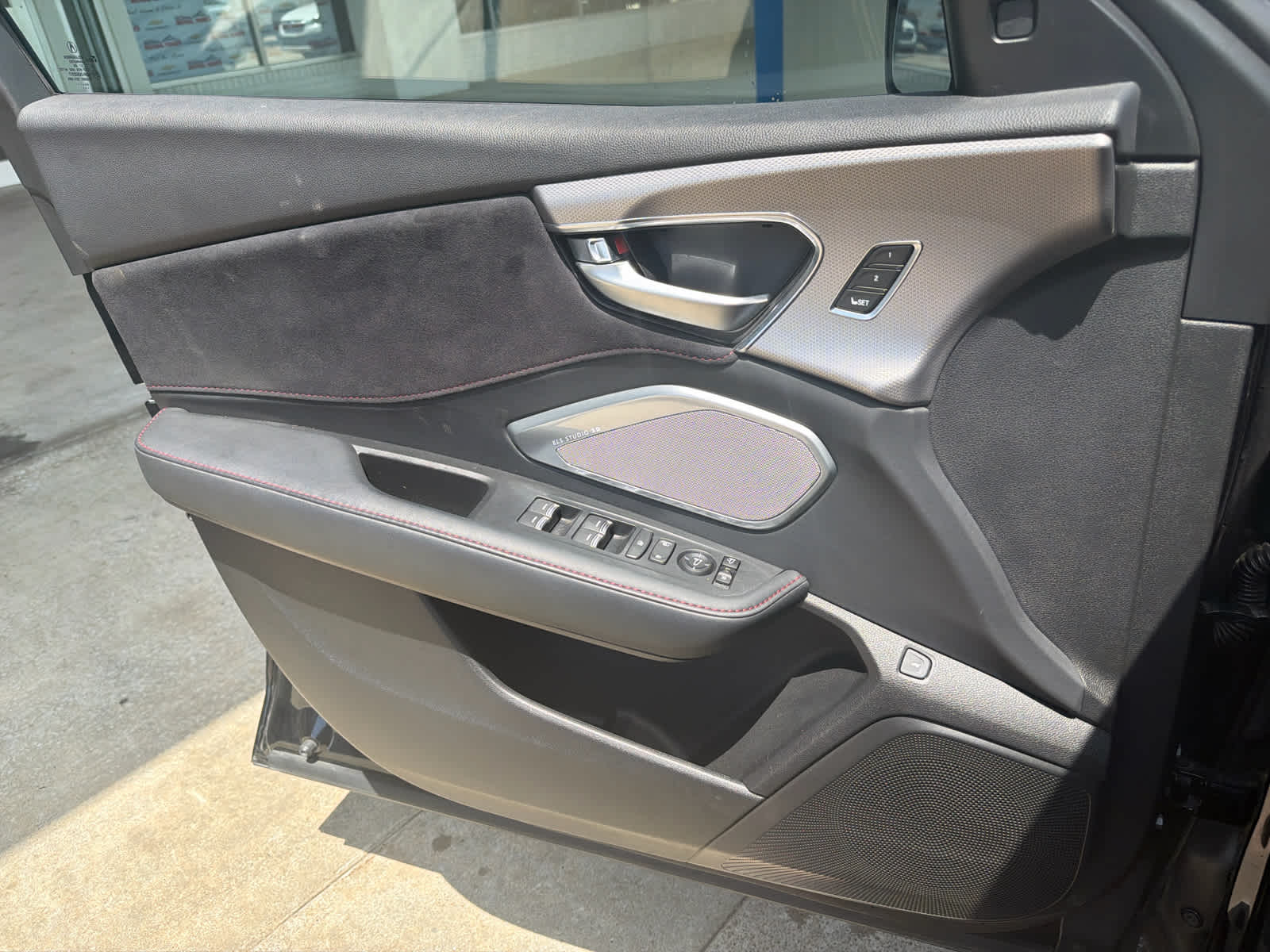 2025 Acura RDX A-Spec Package - Photo 24