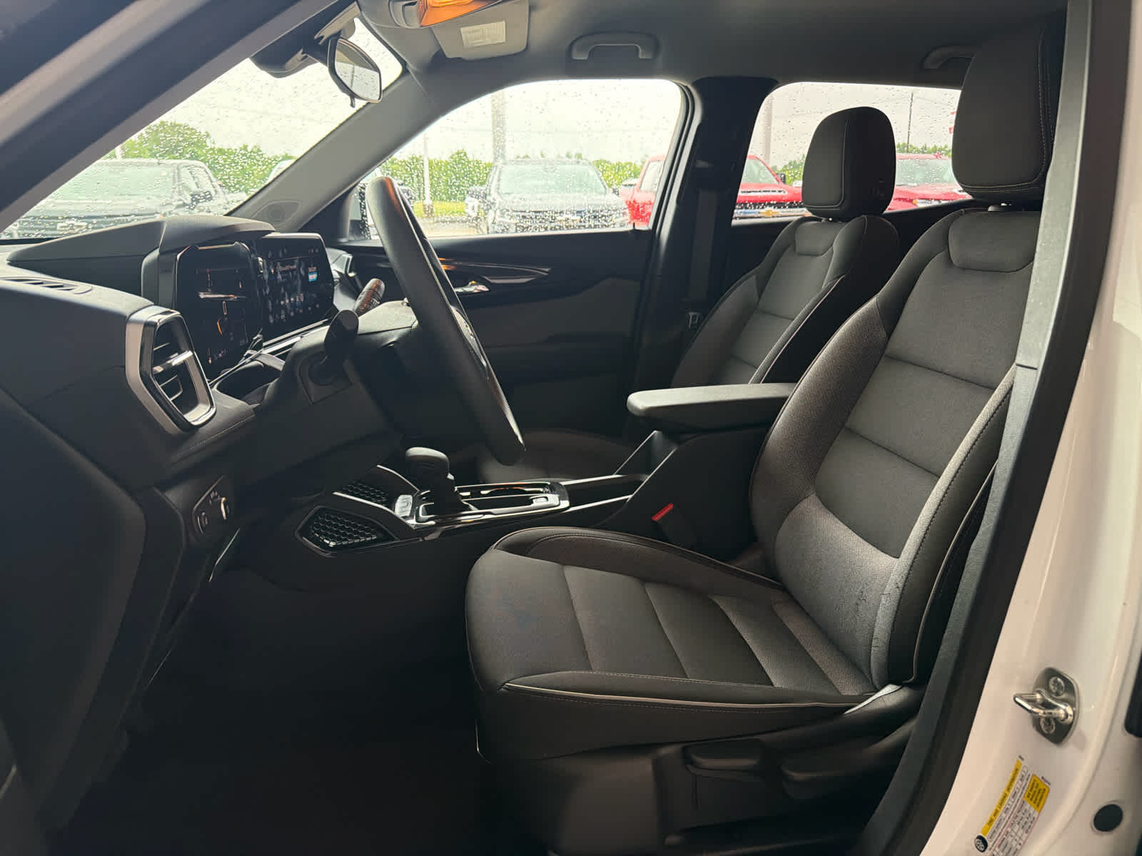 2024 Chevrolet TrailBlazer LT - Photo 14