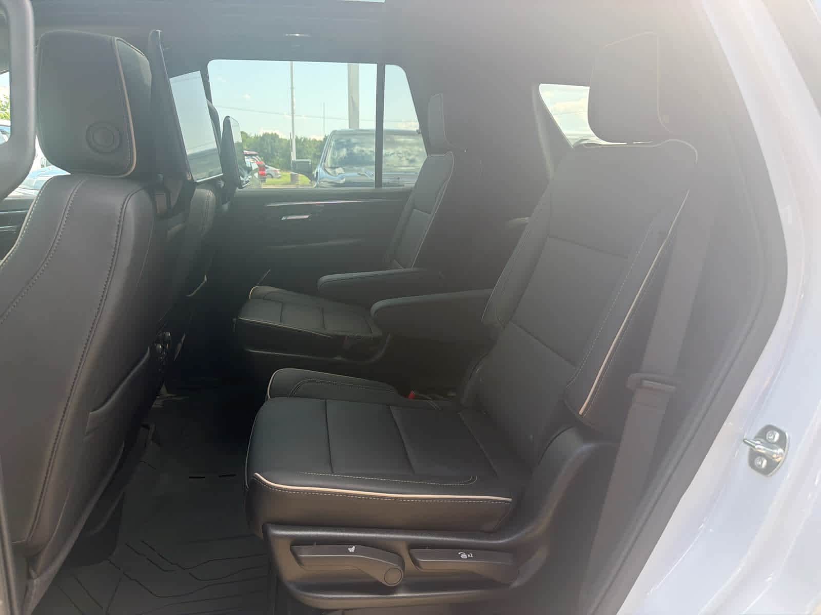 2026 Chevrolet Tahoe Premier - Photo 26