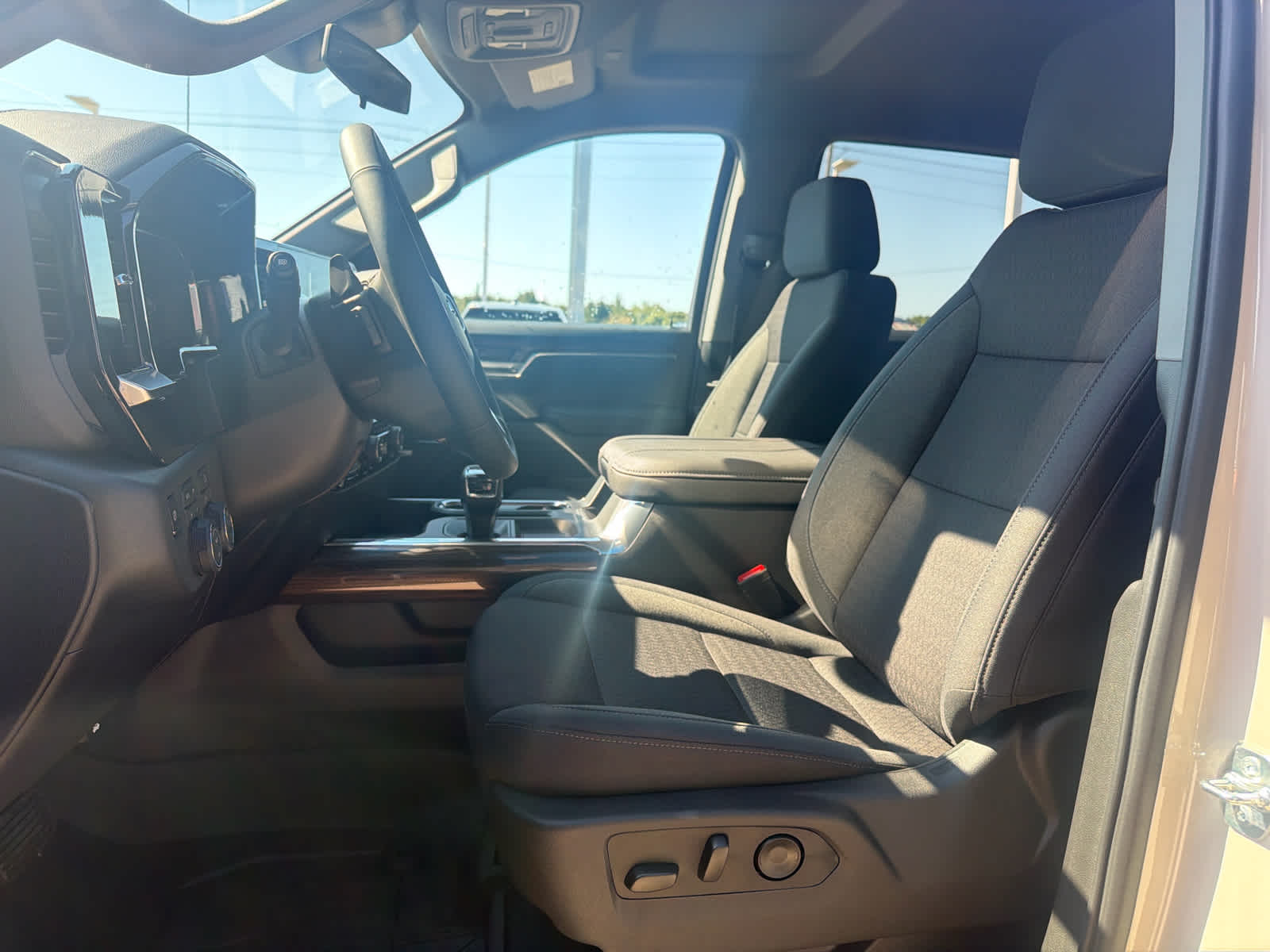 2026 Chevrolet Silverado 1500 RST - Photo 13