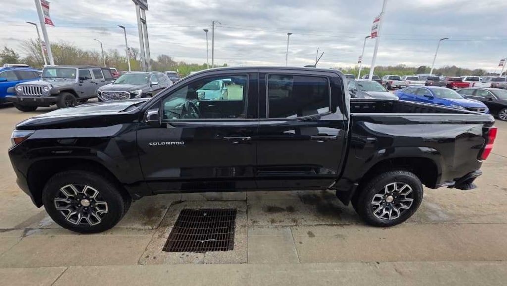 Used 2024 Chevrolet Colorado 2WD LT Crew Cab Crew Cab