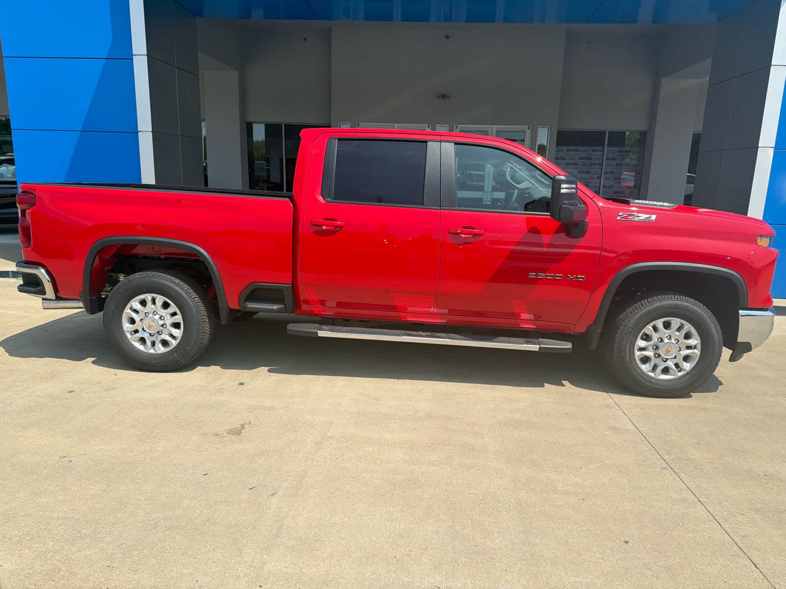 2026 Chevrolet Silverado 2500 HD LT - Photo 8