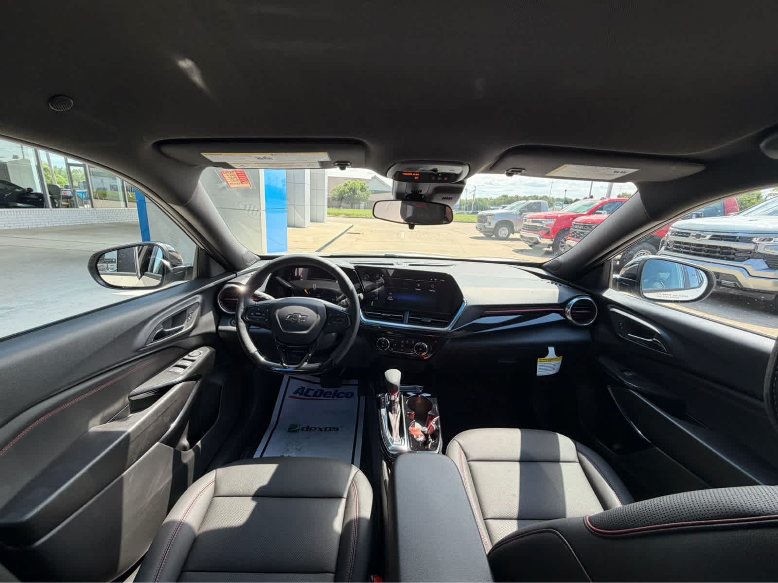 2026 Chevrolet Trax RS - Photo 15