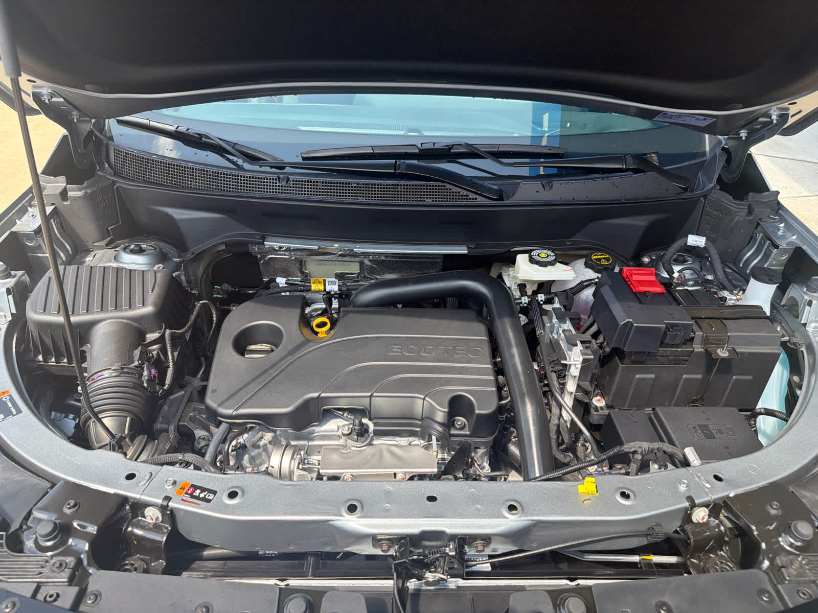 2027 Chevrolet Equinox RS - Photo 12
