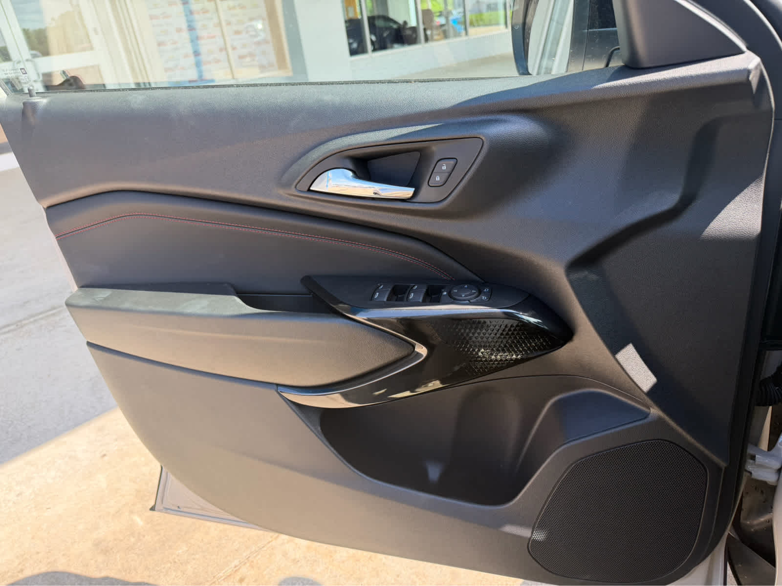 2026 Chevrolet Trax RS - Photo 25