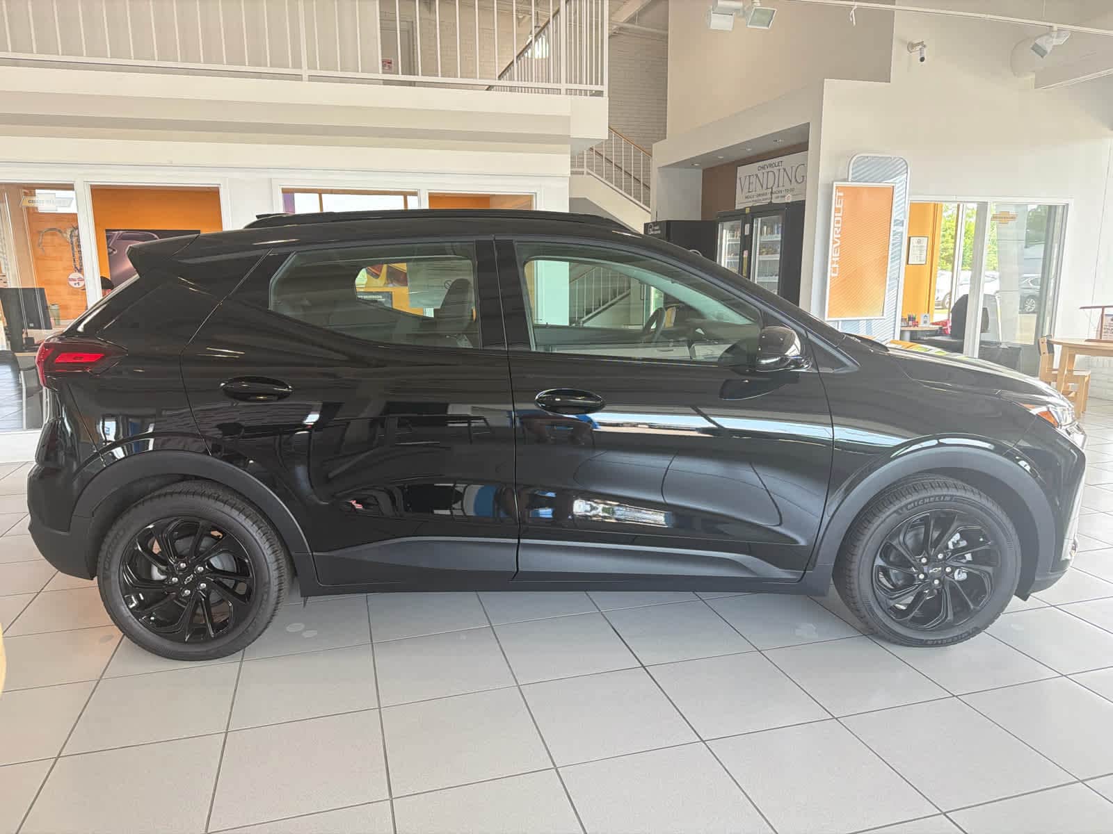 2027 Chevrolet Bolt RS - Photo 8