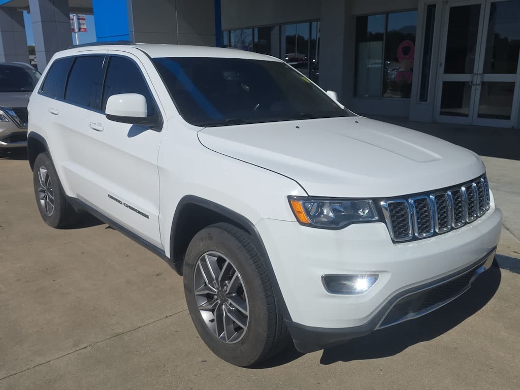 Used 2020 Jeep Grand Cherokee Laredo E 4x4