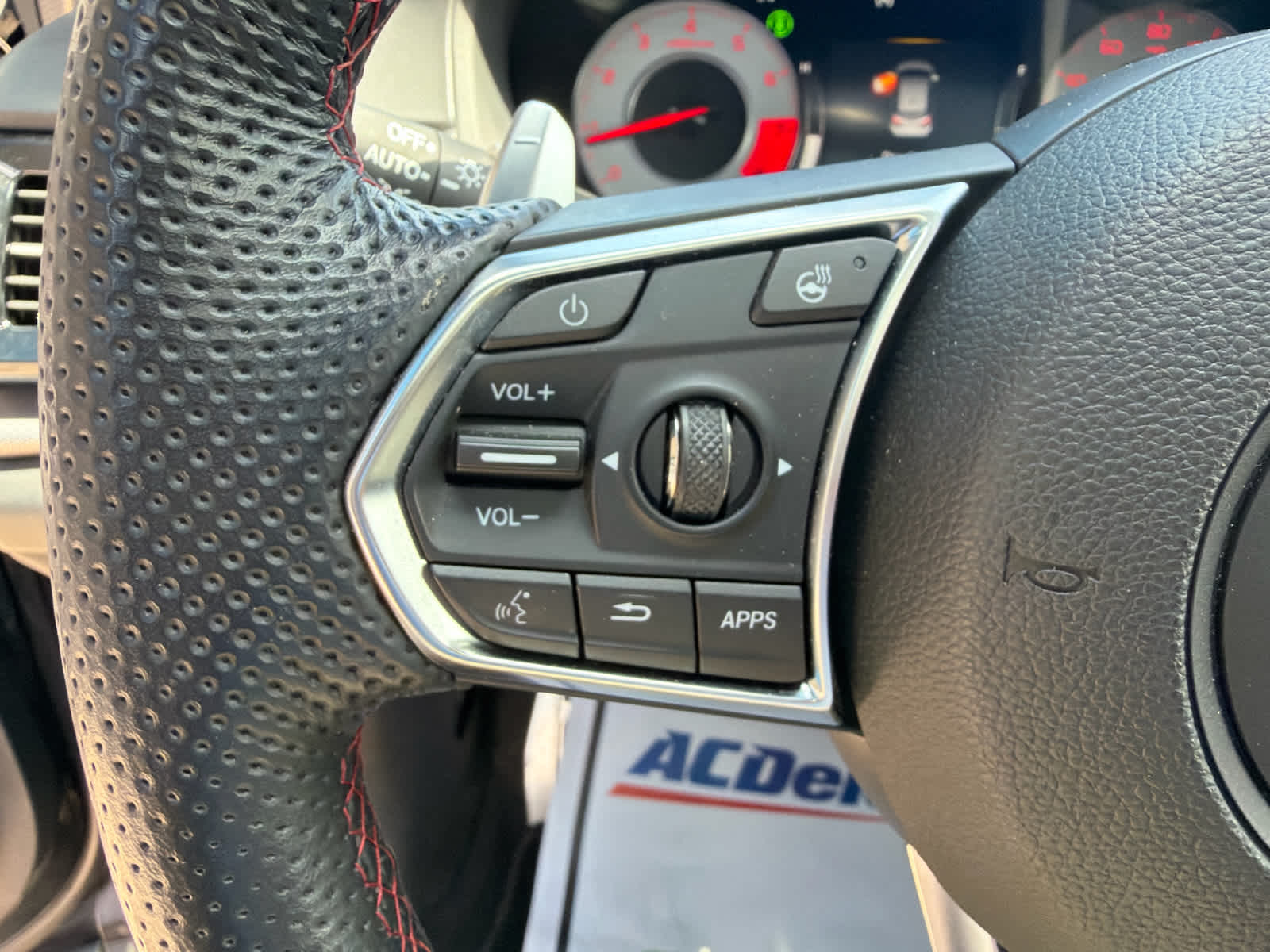 2025 Acura RDX A-Spec Package - Photo 16